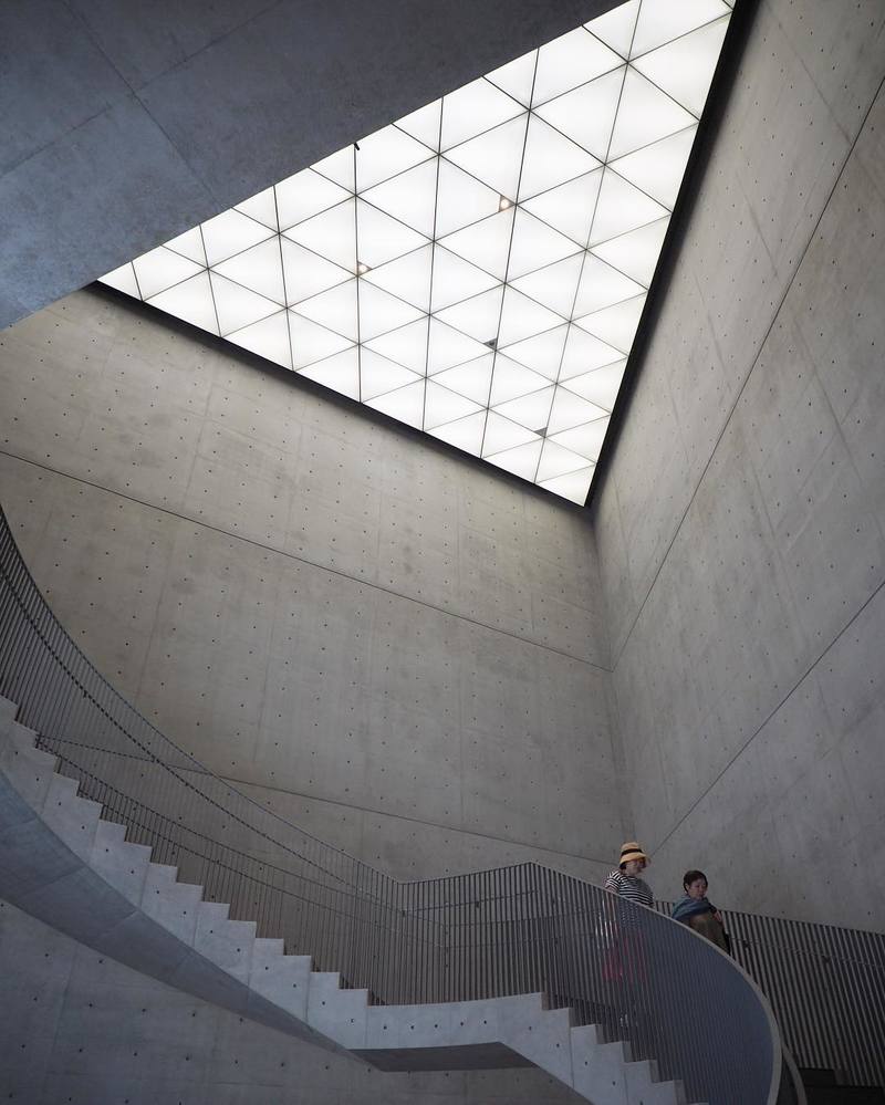 stairs akita museum of art