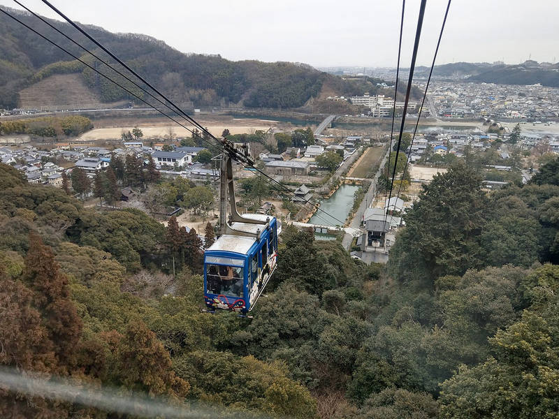 ropeway to mount shiroyama in iwakuni