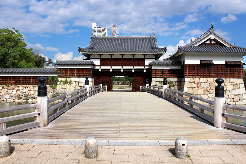 hiroshima castle's main gate