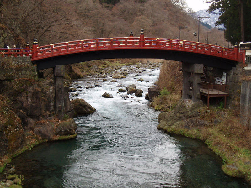 shinkyo bridge in nikko