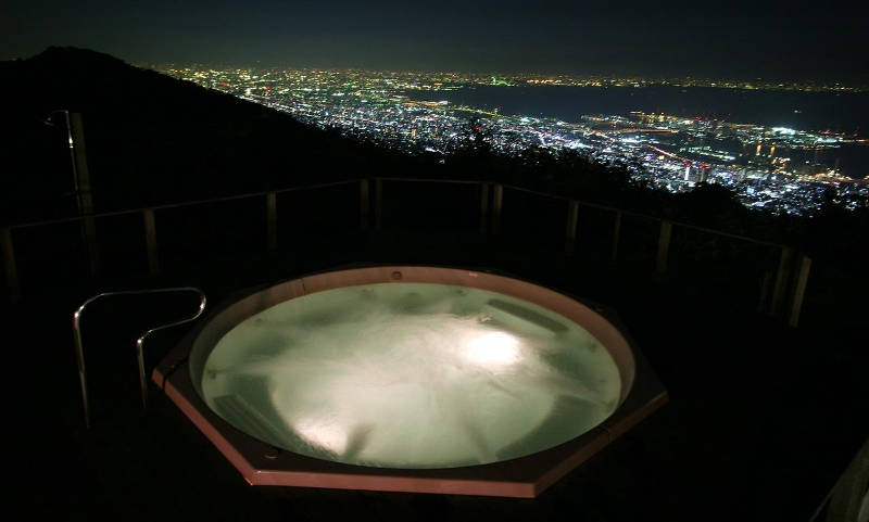 rokko hotel de maya jacuzzi