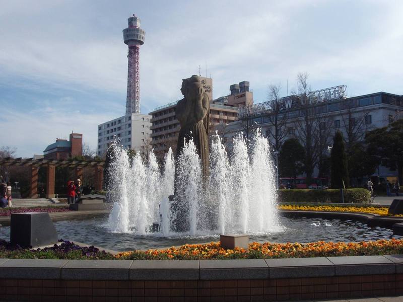 parco di yamashita yokohama fontana