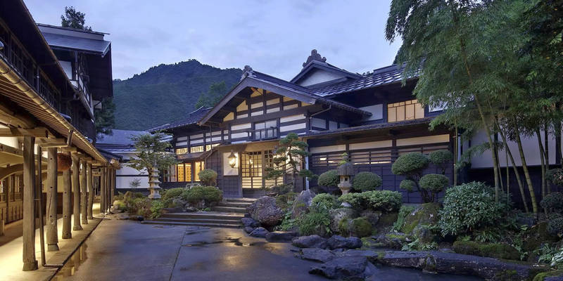 ryokan entrance main door