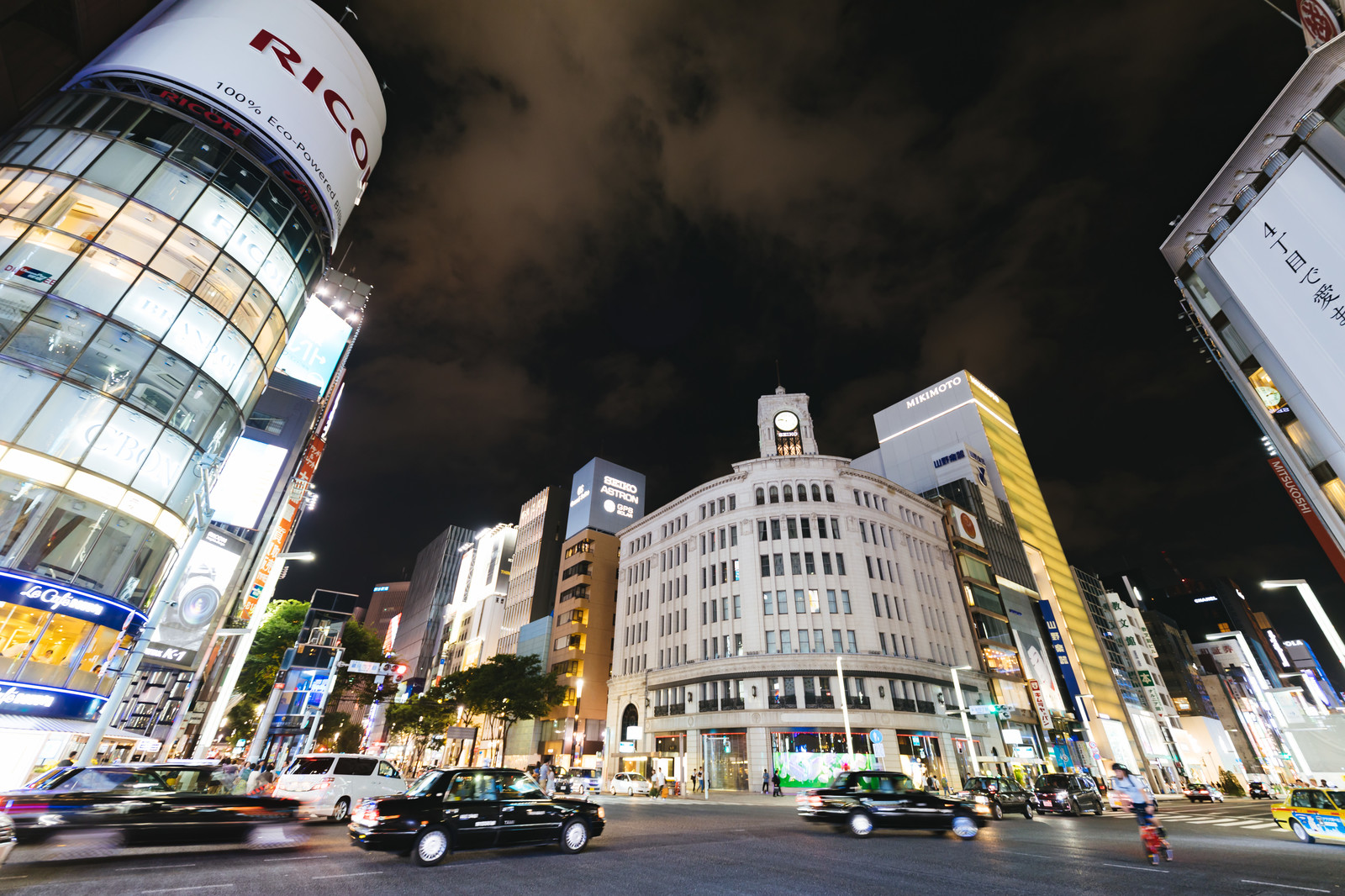 Matsuya Ginza In Tokyo Japan Stock Photo - Download Image Now