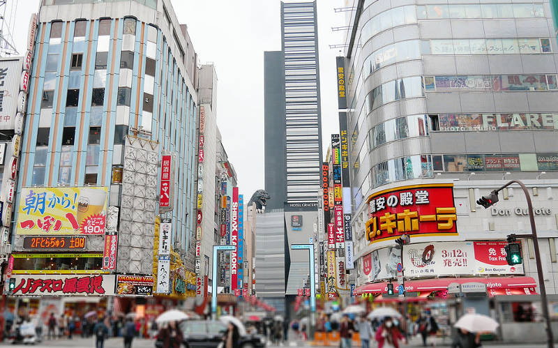 kabukicho street