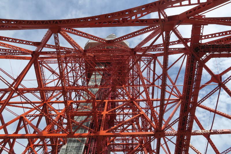 tokyo tower from below