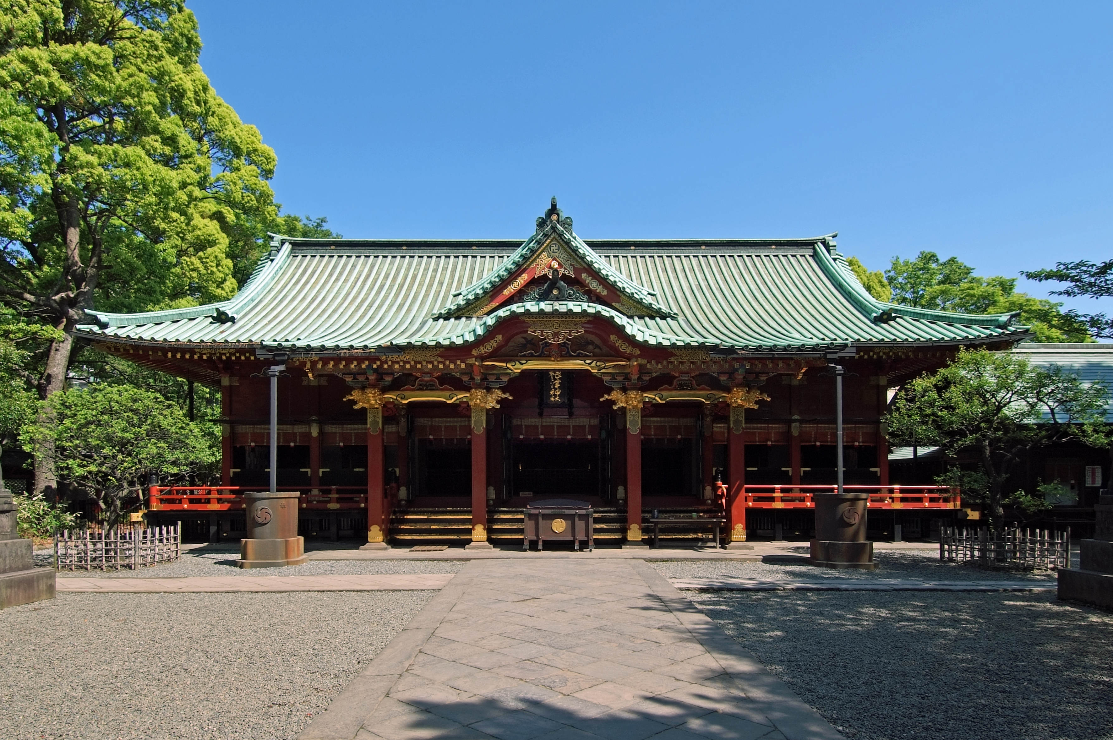 nezu shrine yanaka tokyo